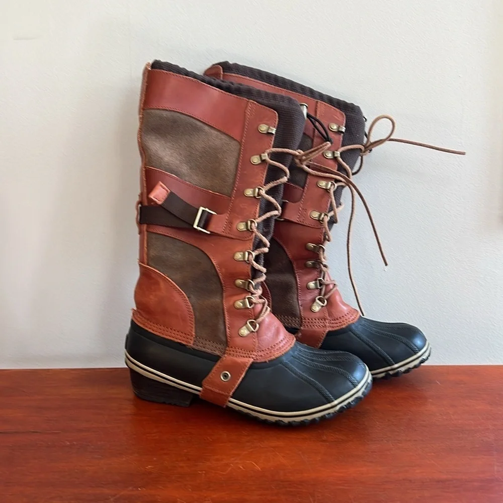 Sorel Conquest Carly II Tall Lace-Up Boot, Cognac/Tan/Black, 10
